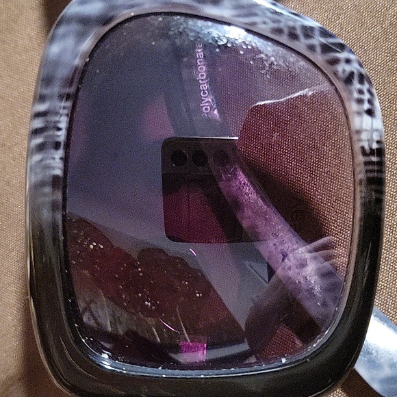 Black & Grey Square Sunglasses 👓 - Picture 11 of 12